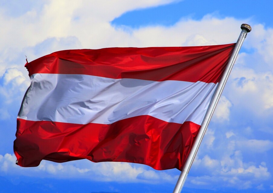 austria flag wind patriotism 3045568
